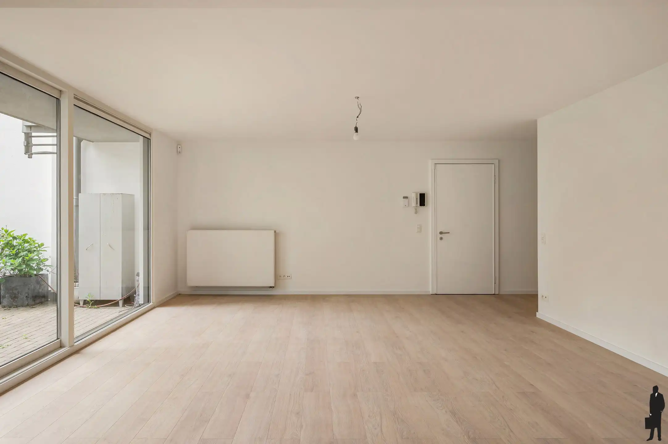 Ruim appartement op toplocatie met  Zuidgerichte koer. foto 7