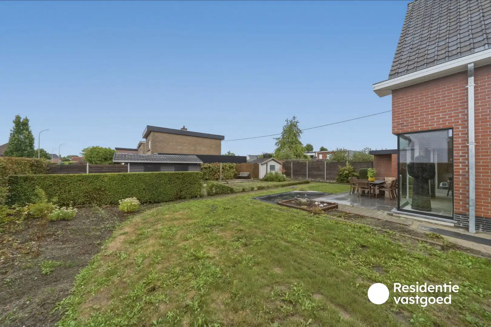Stijlvolle en energiezuinige halfopen bebouwing met zonnige tuin foto 13