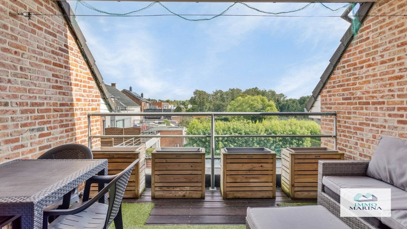 Instapklaar duplex-appartement met 3slpk foto 16