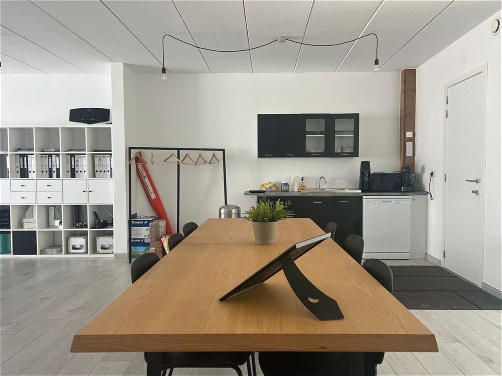 Kantoor van 62m² vlakbij het station van Boom foto 5