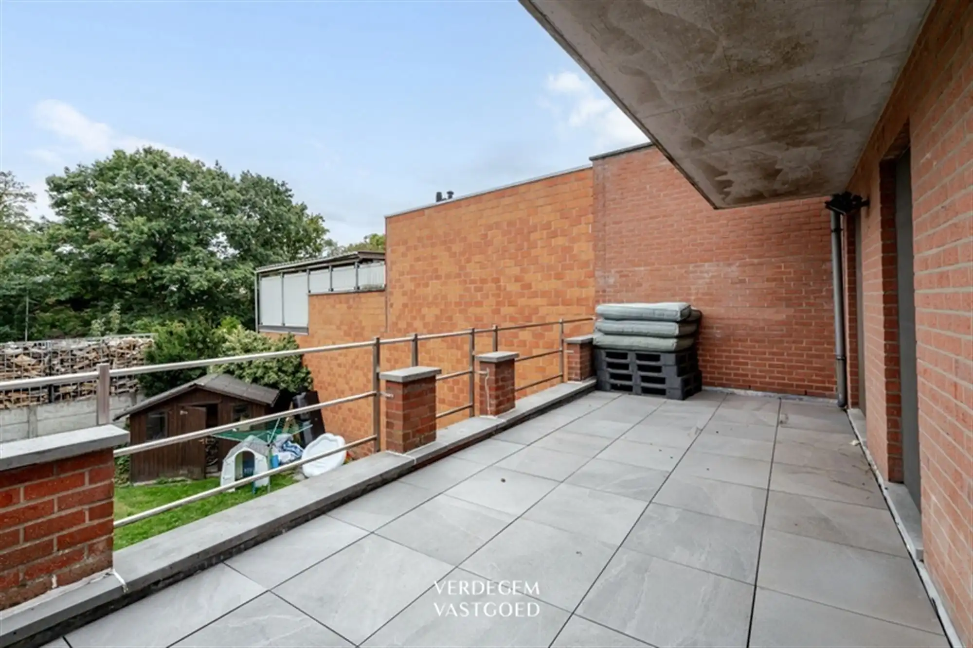 Appartement met 2 slaapkamers en zonnig terras in het dorpscentrum foto 11