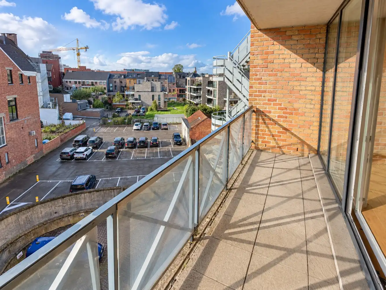 Lichtrijk appartement met 2 slaapkamers, 2 terrassen en ondergrondse parking in Hasselt centrum foto 13
