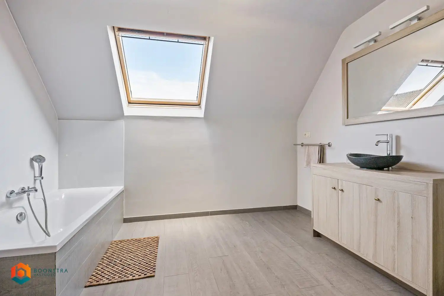 Prachtig onderhouden villa met 4 slpkrs op uitstekende locatie te Sint-Katelijne-Waver foto 18