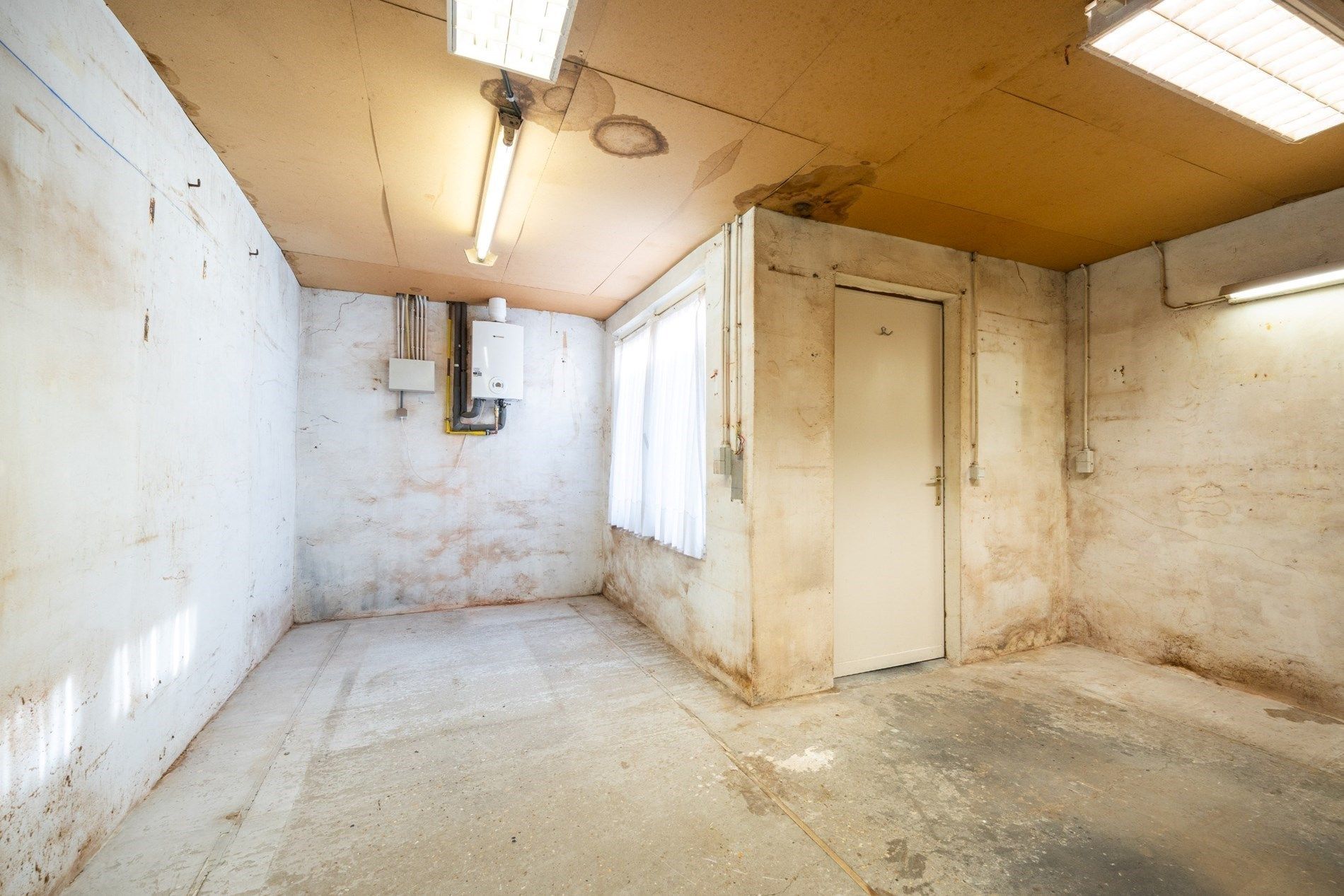 Verzorgde woning in het centrum van Heist foto 14