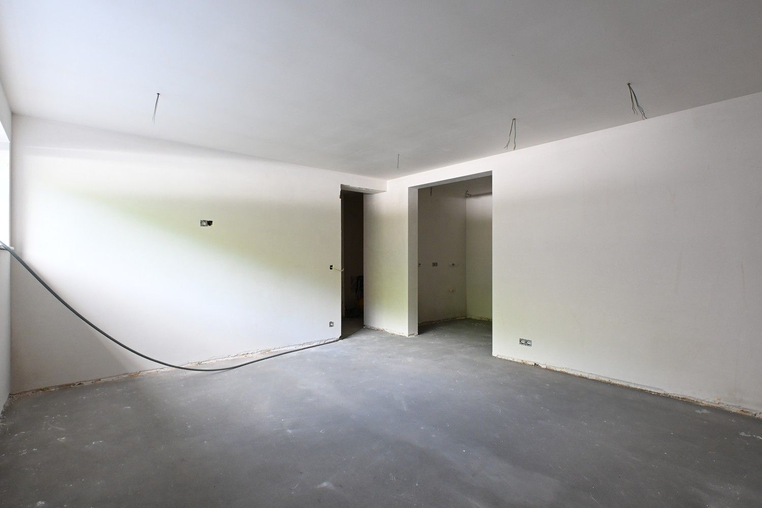Exclusieve villa met zwembad en topafwerking op 16a50ca in Maasmechelen foto 16