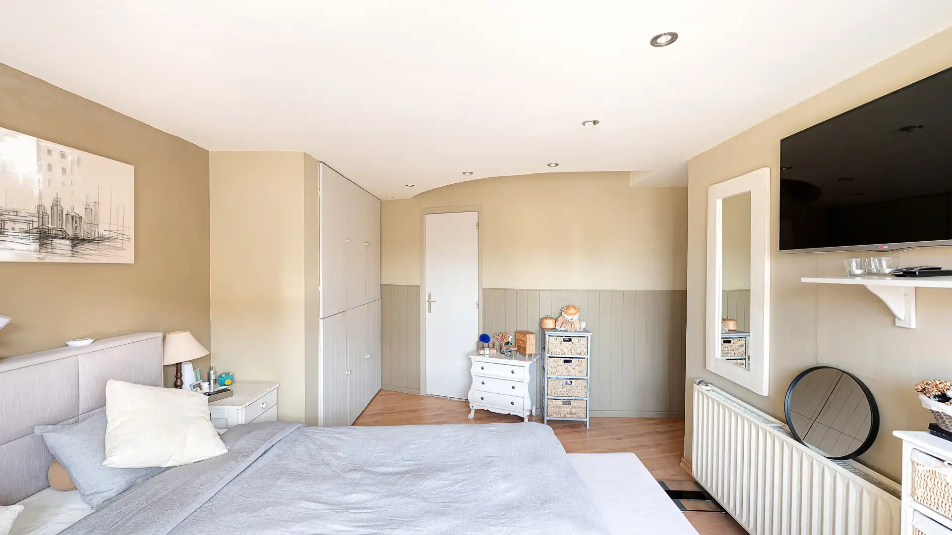 Ruim wonen met tuin en uitweg nabij het strand foto 19