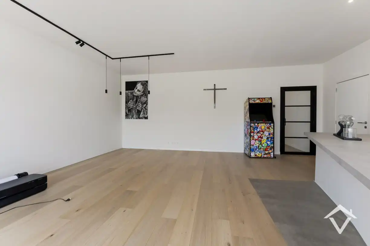 Gelijkvloers appartement met garage te Leke foto 4