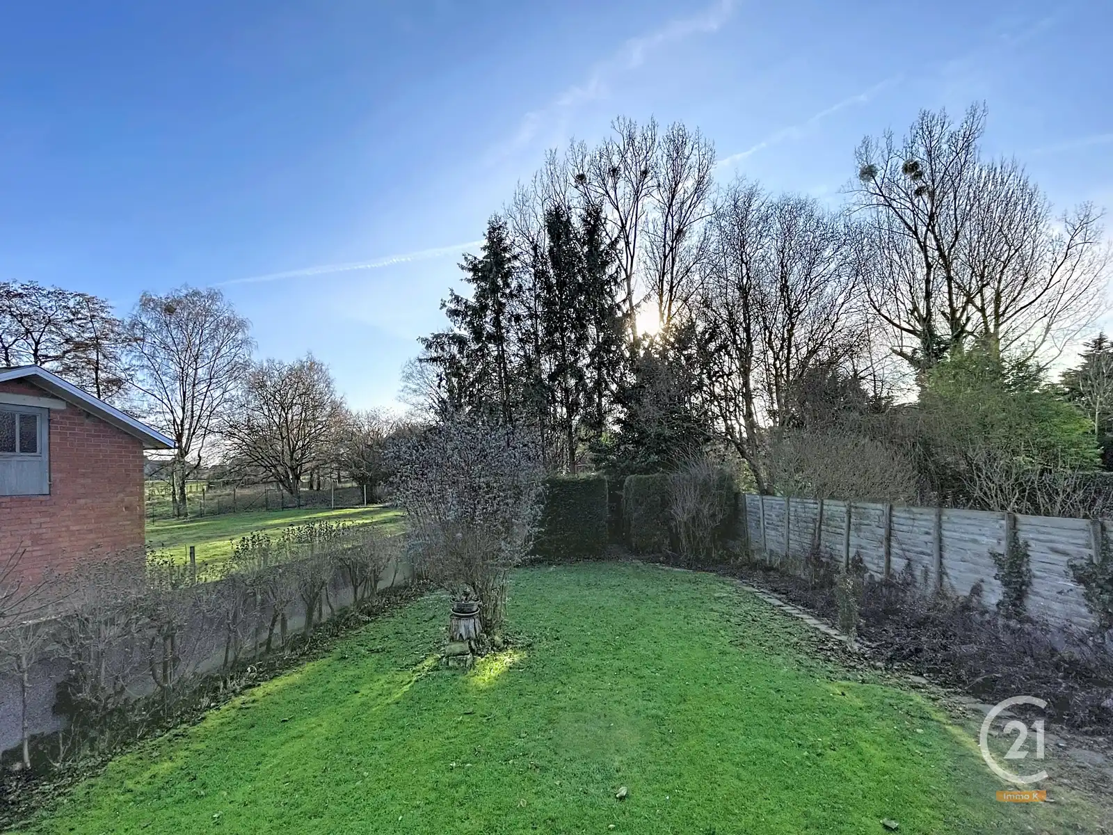 Rustig gelegen, degelijk, op te frissen huis met potentieel  foto 20