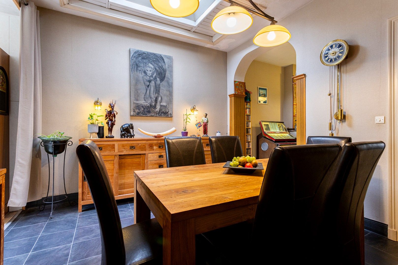 Prachtige woning met 4 slaapkamers en tuin! foto 24