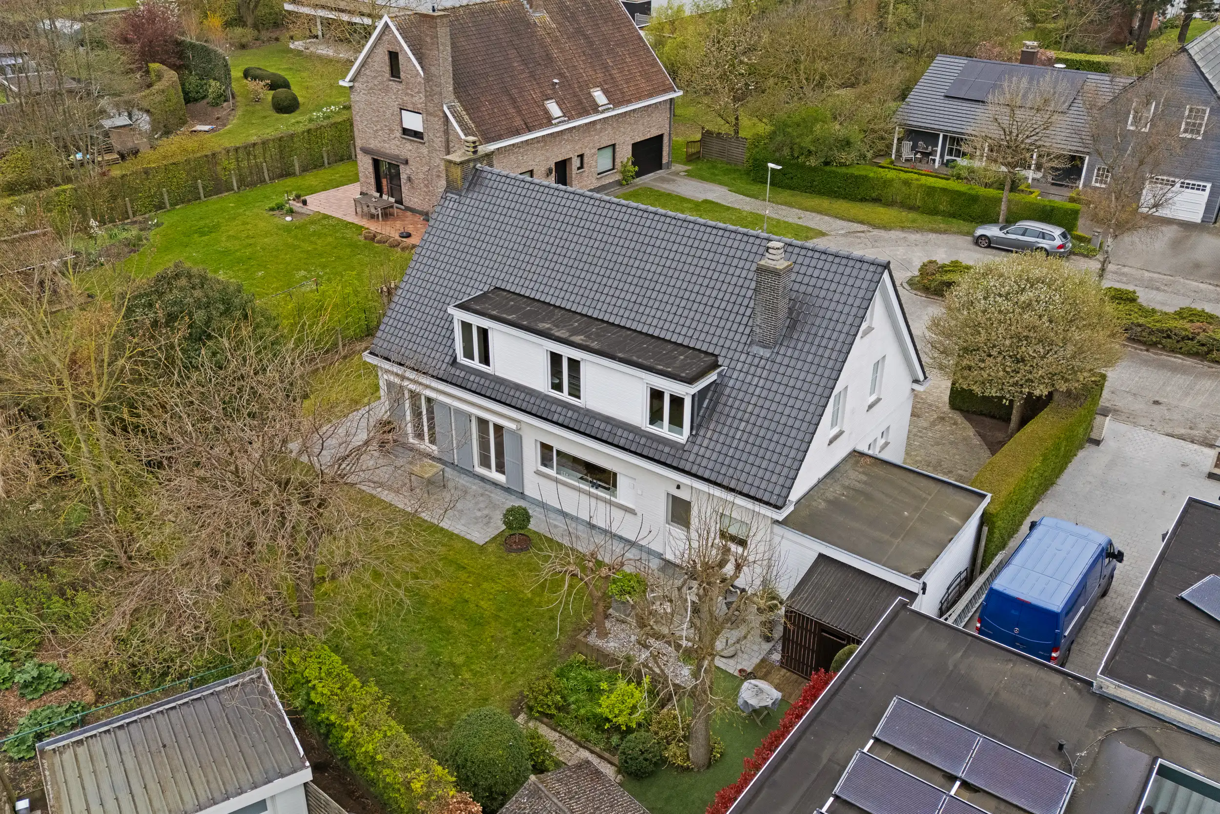 Karaktervolle villa op toplocatie nabij de oude Leiearm foto 10
