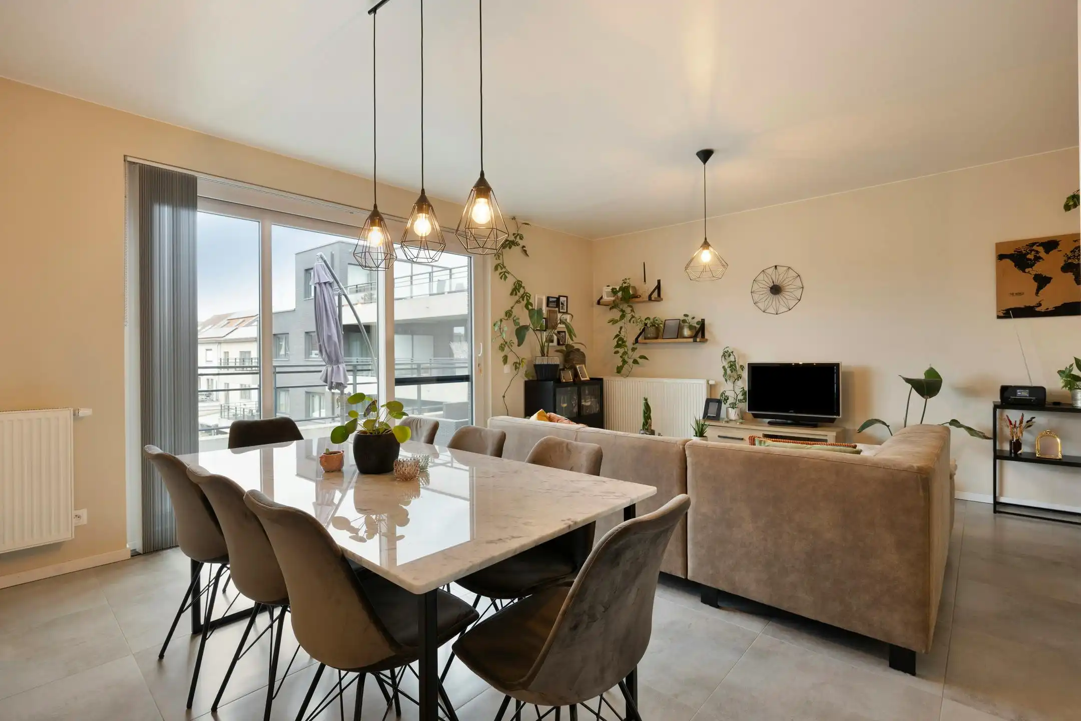 Instapklaar 1-slaapkamerappartement met terras en parking in Residentie Parkview te Vilvoorde foto 11