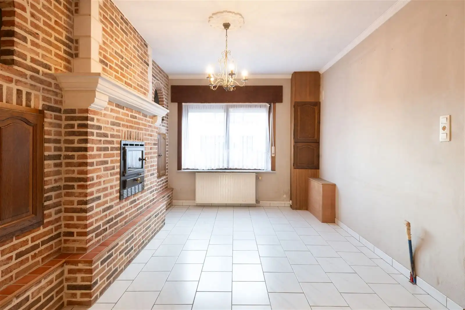 Deels te renoveren stadswoning met tuin op 1are19 foto 3