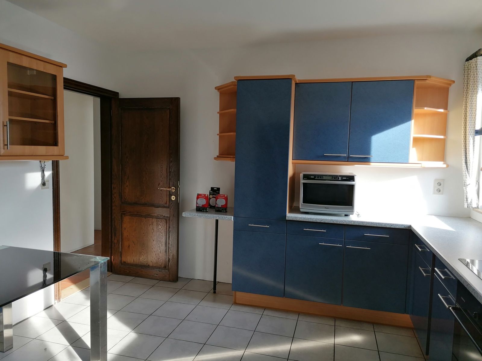 Handelspand met appartement woonst, toonzaal/showroom, atelier/loods en bouwgrond foto 17