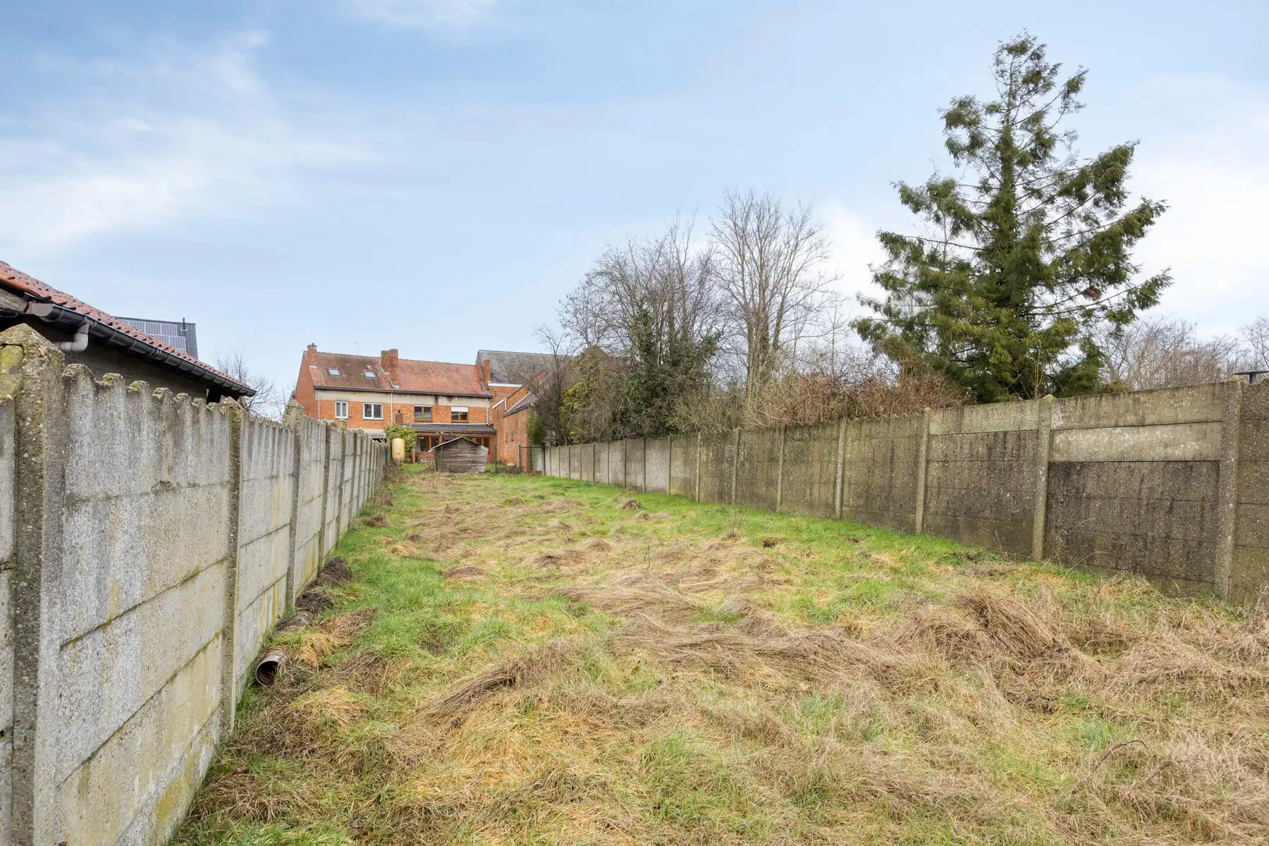 Handelshuis met woonst en ruime tuin foto 29