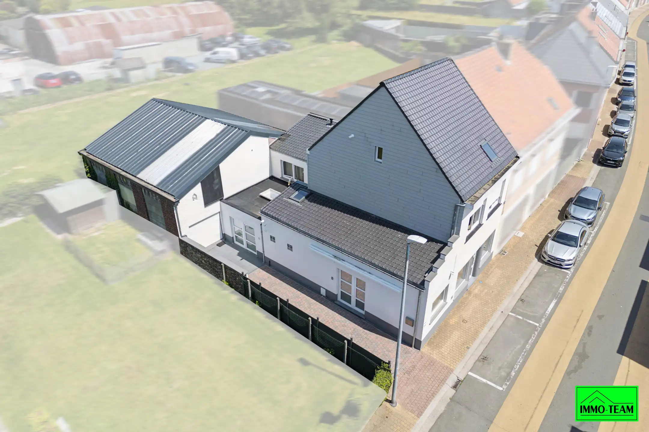 Multifunctioneel pand op strategische locatie foto 26