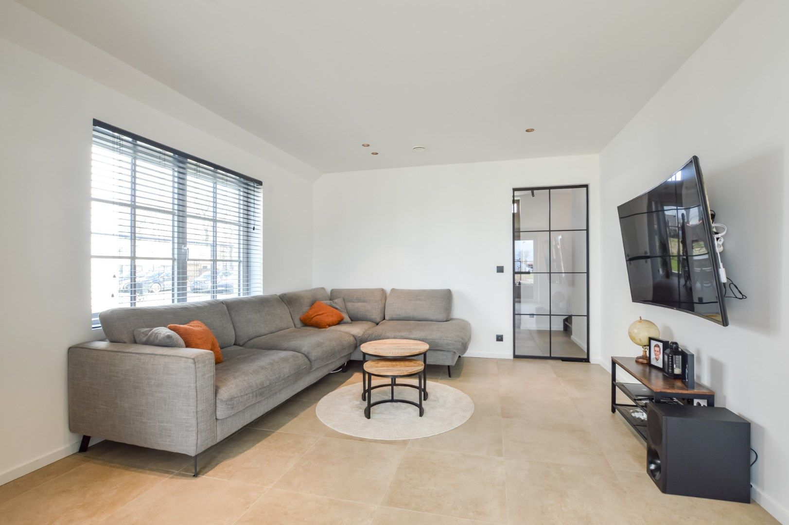 Instapklare halfopen nieuwbouwwoning te Varsenare! foto 5