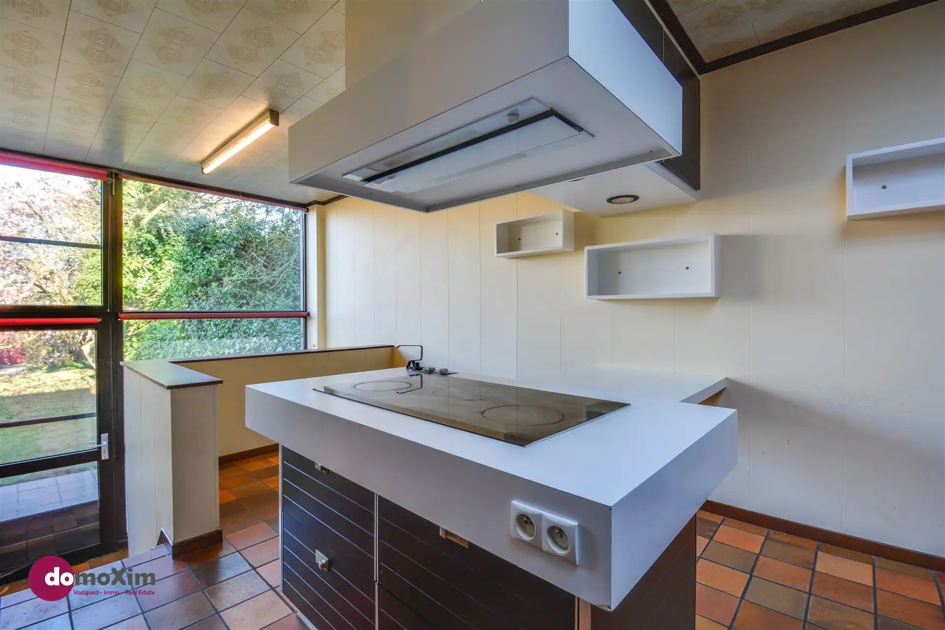 Ruime, karaktervolle stadswoning met twee garageboxen en tuin in Mechelen foto 11