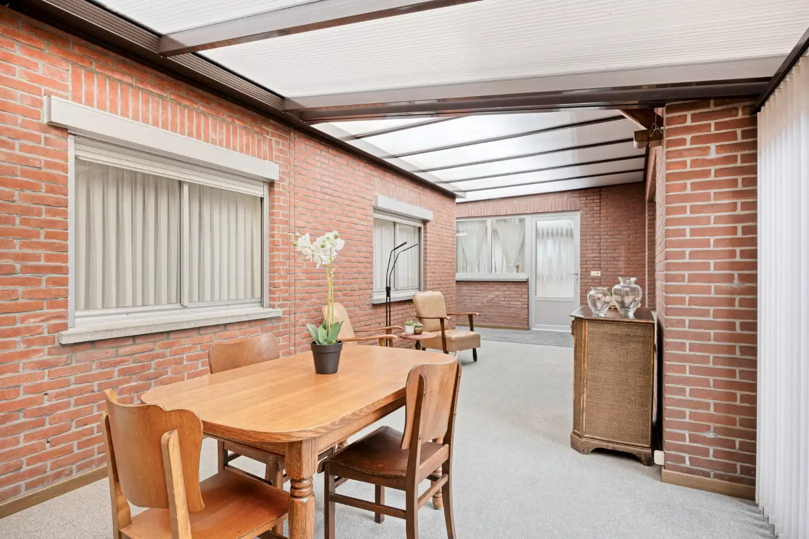 Ruim ingedeelde gelijkvloers woning op een mooi breed perceel van 812 m². foto 16