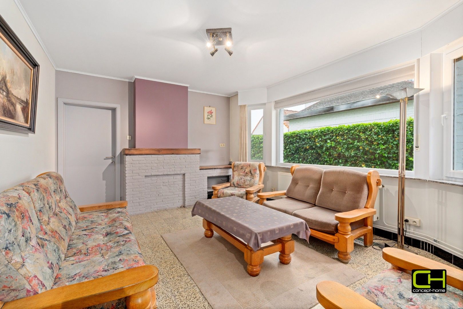 Lichtrijke woning met veel potentieel te koop in Sleidinge foto 5