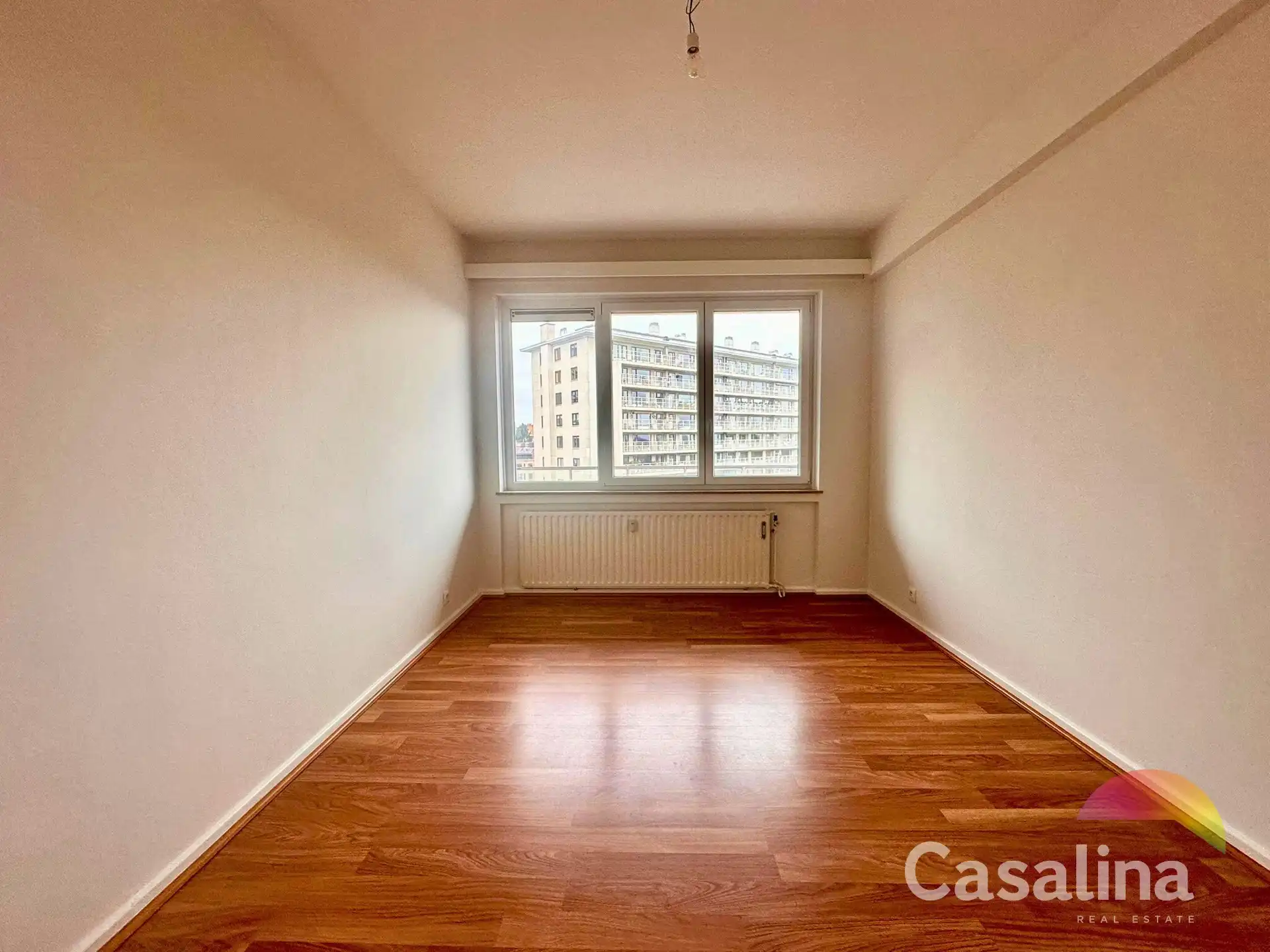 Gerenoveerd 1-slaapkamerappartement met terras foto 8