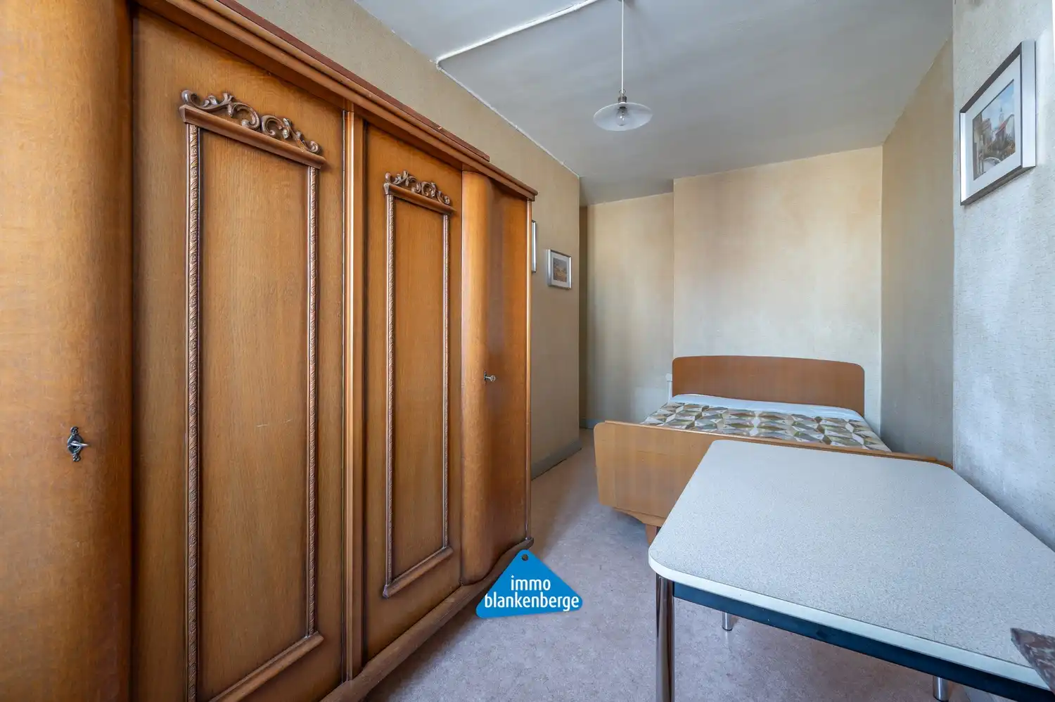 Grote gezinswoning met tuin en 7 slaapkamers nabij centrum en zee foto 29