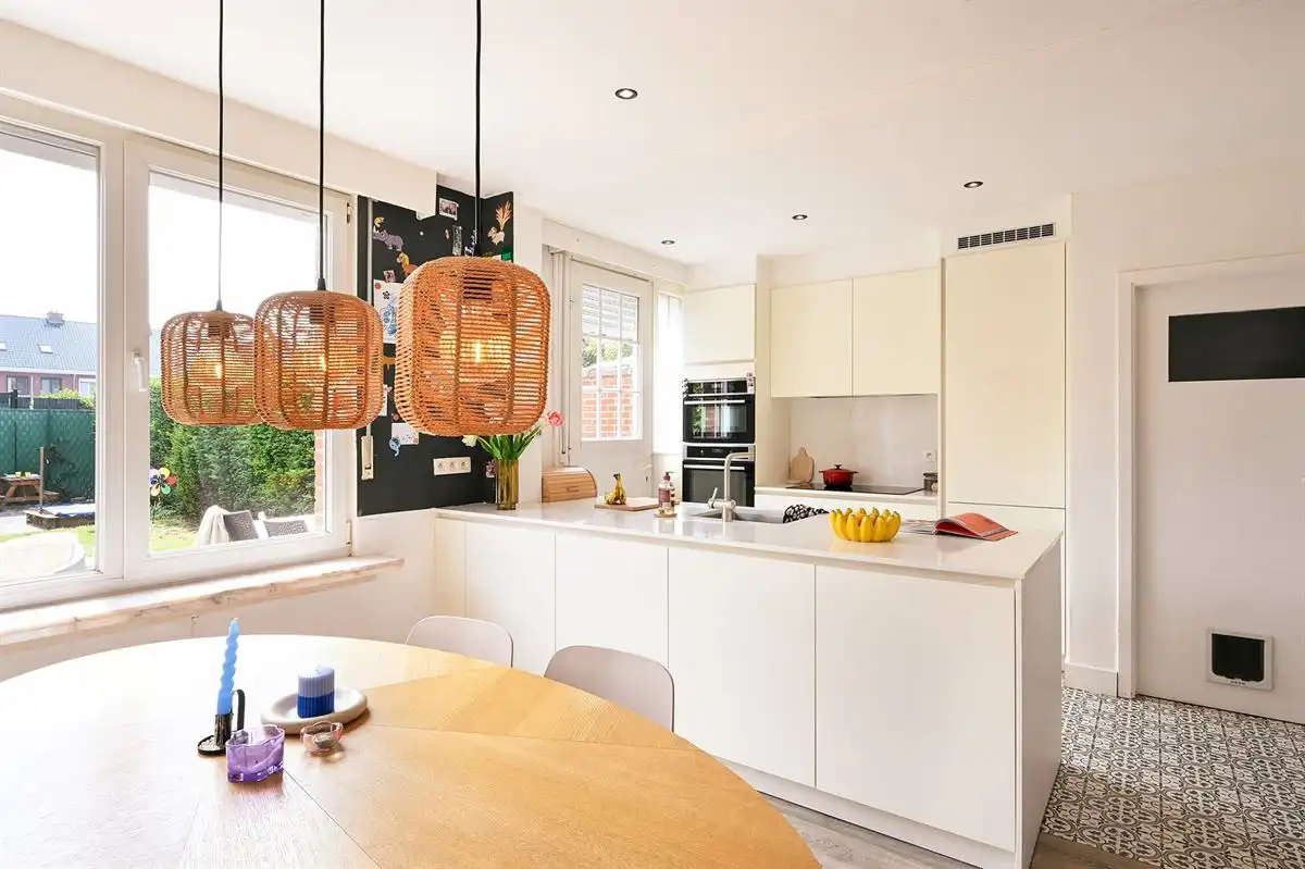 Leuke woning in fijne wijk foto 2