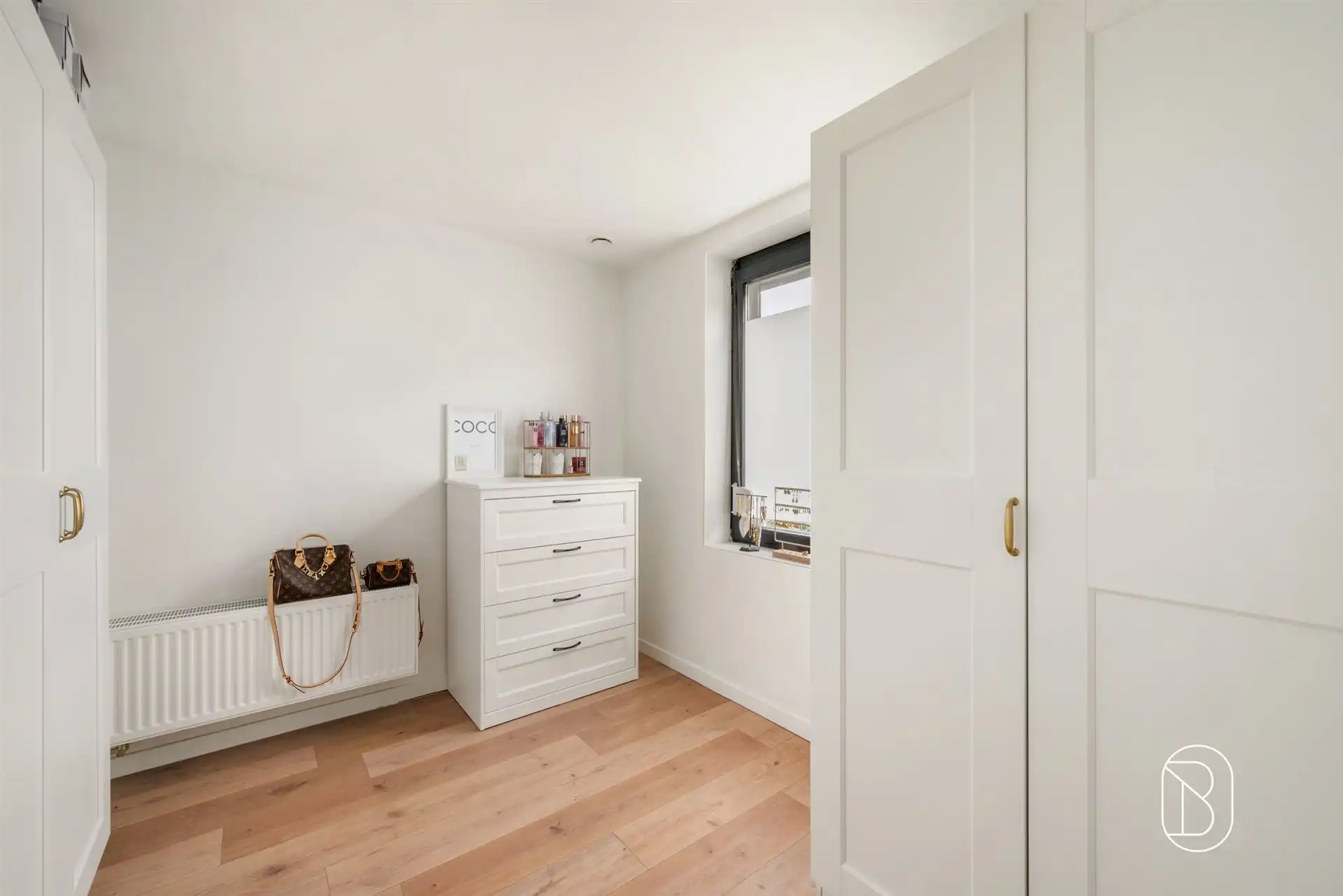 Gerenoveerde woning met 3 slpk en tuin in Kortrijk! foto 10