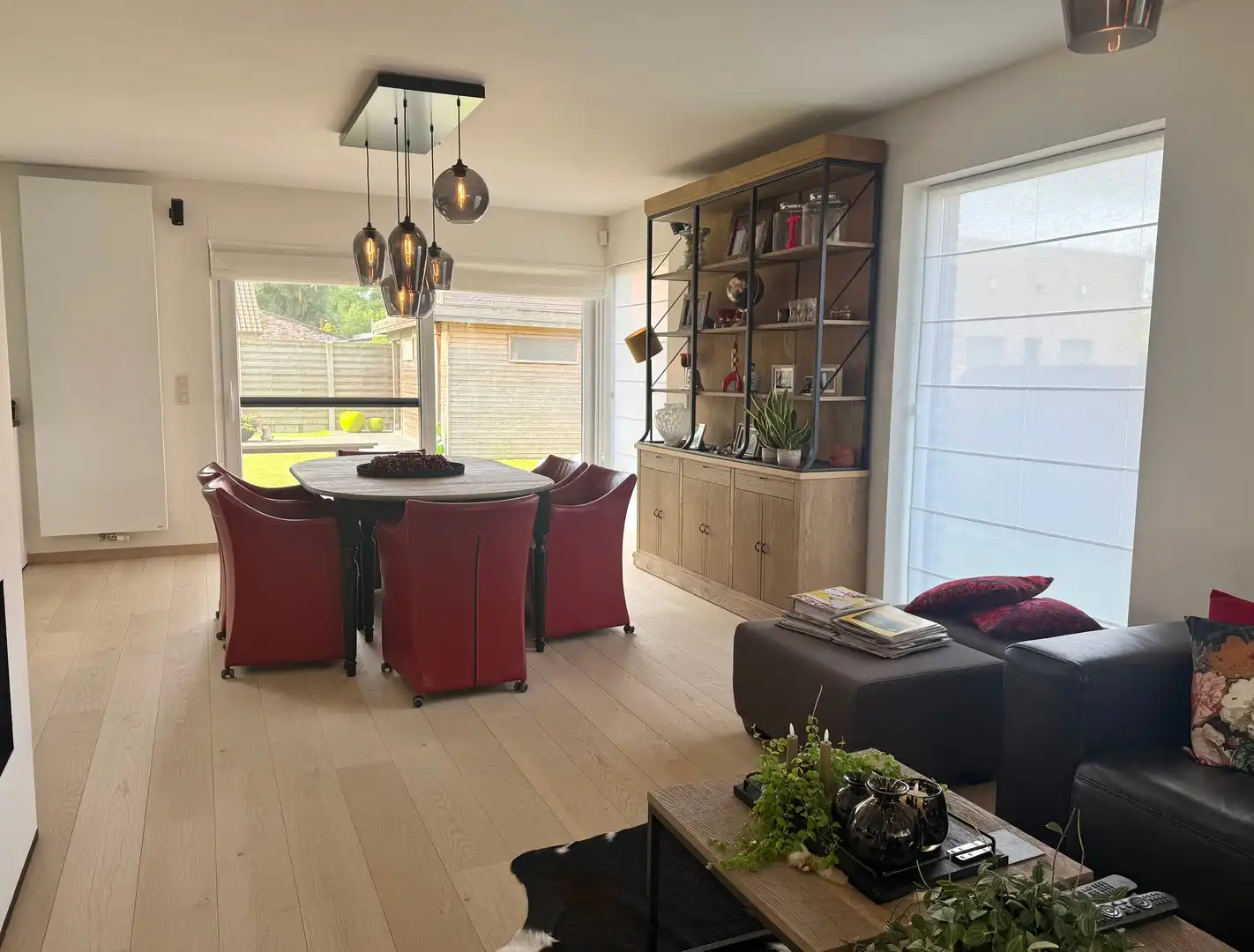 Lombardsijde, uiterst verzorgde koppelwoning op het einde van een doodlopende straat. foto 5