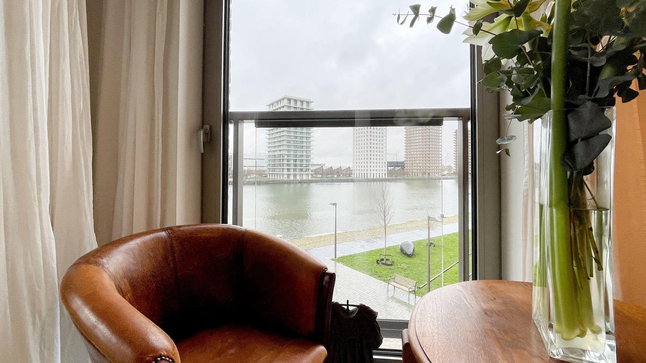 2-slpk-app. met zicht op het Kattendijkdok  foto 3