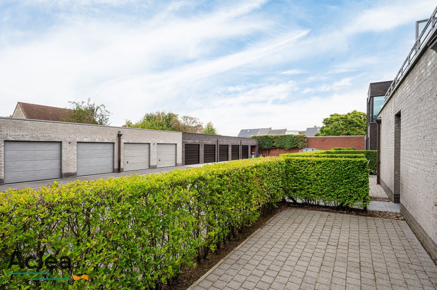 Ruim lichtrijk gelijkvloers appartement met 2 terrassen en garage foto 11