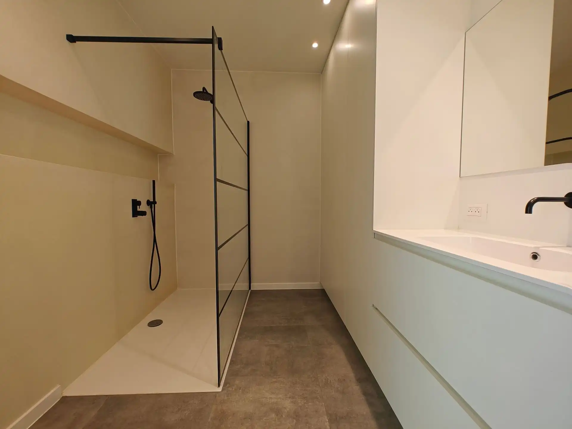 Modern en luxueus penthouse op toplocatie met een adembenemend uitzicht op de mijnschachten van Connecterra!  foto 14