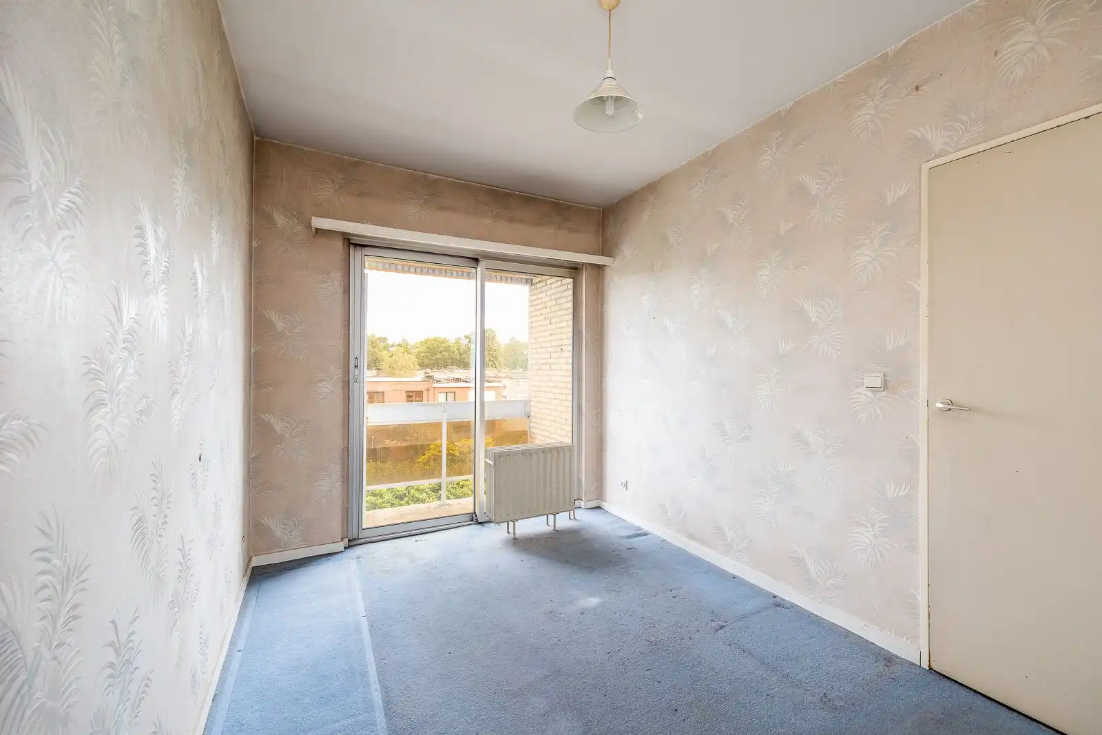 Ruim 3-slaapkamerappartement met renovatiepotentieel! foto 15