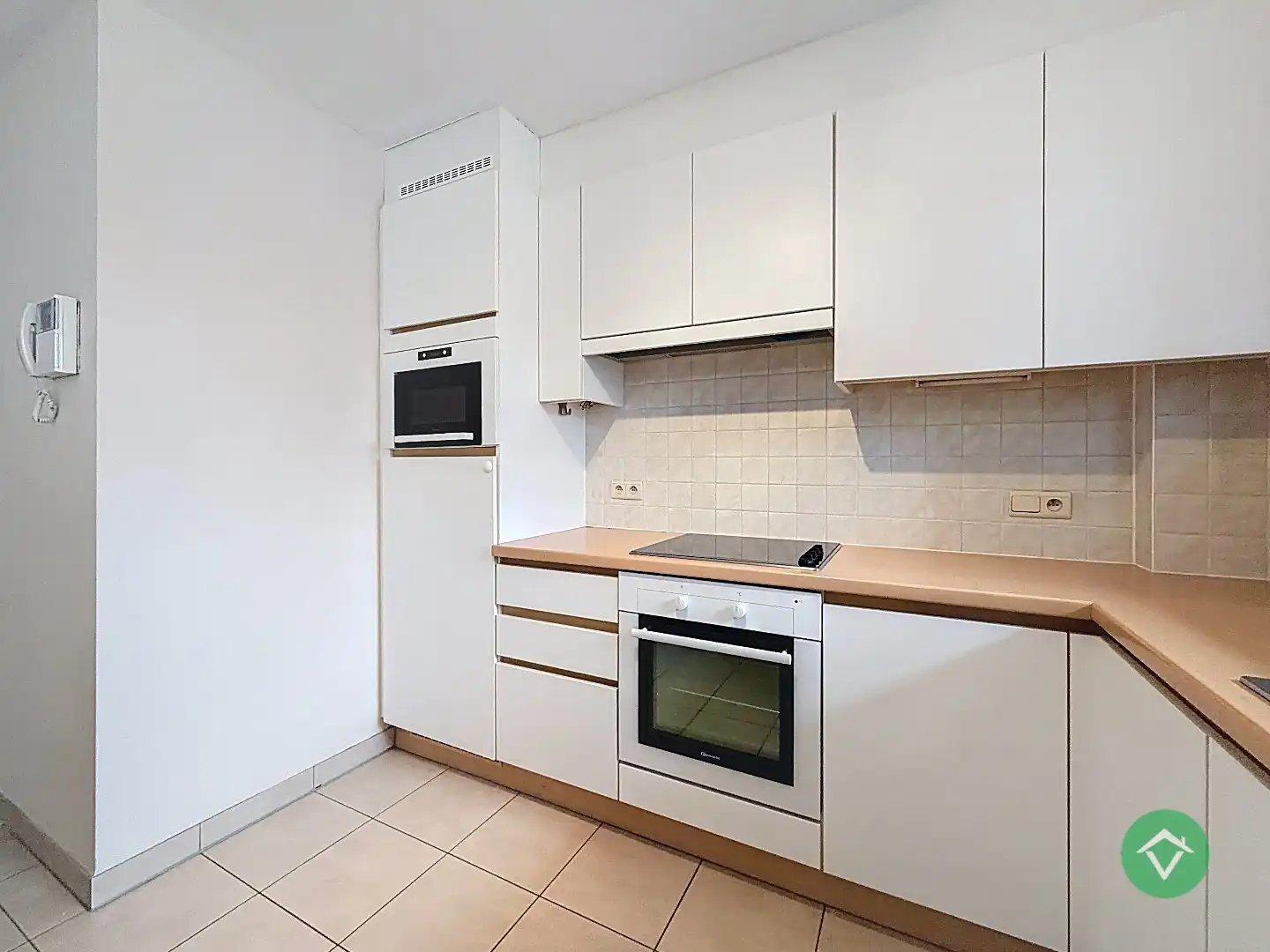 Appartement met 2 slaapkamers en 2 terrassen te Koekelare foto 7