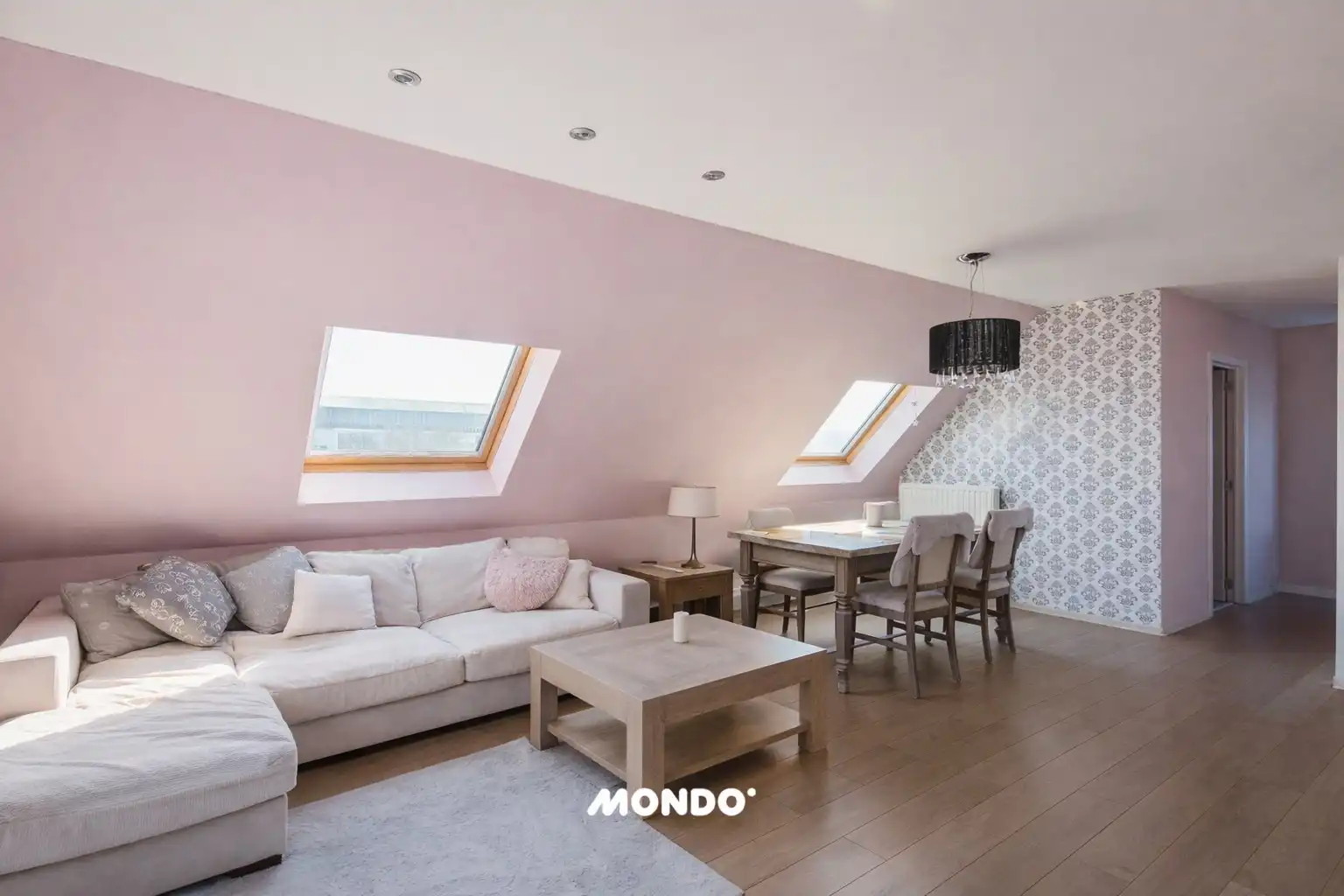 Instapklaar 3-slaapkamerappartement nabij centrum Duffel! foto 5