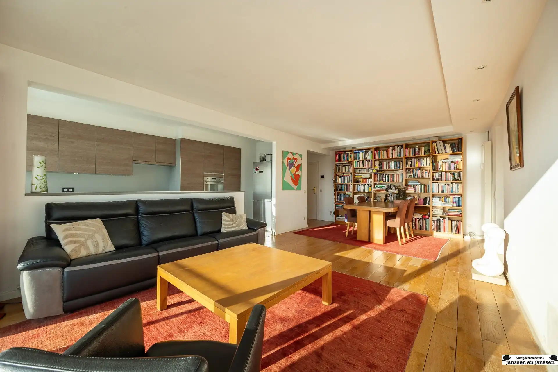 Instapklaar appartement, EPC-label A met terras en autostaanplaats foto 5