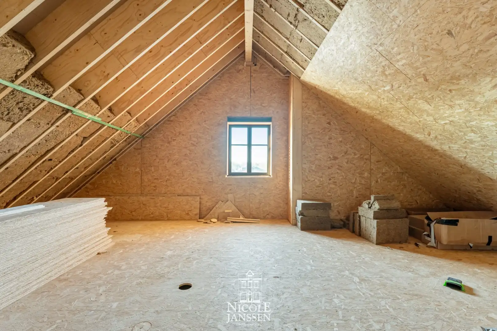 Nieuwbouwwoning van 216m² foto 21