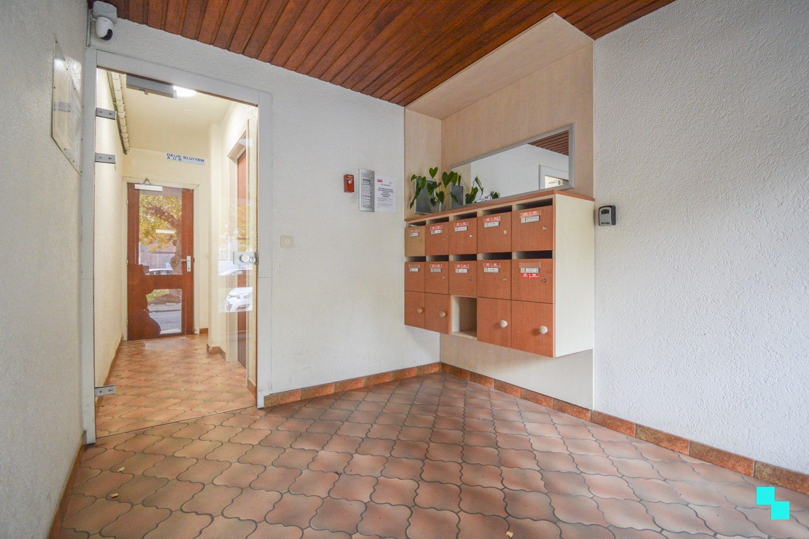 2-slaapkamer appartement in centrum stad Roeselare foto 15