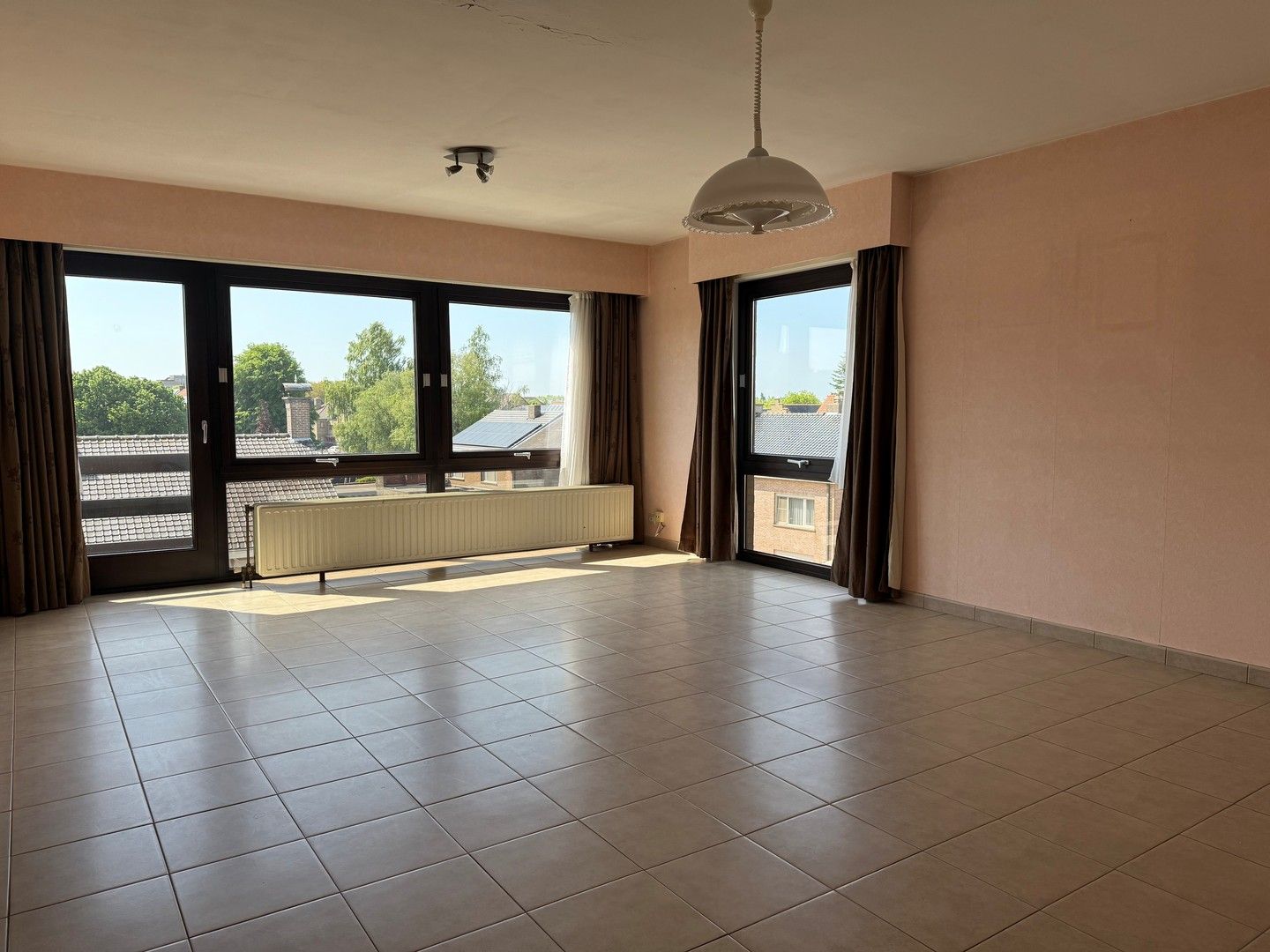 Te renoveren appartement MET parking foto 2