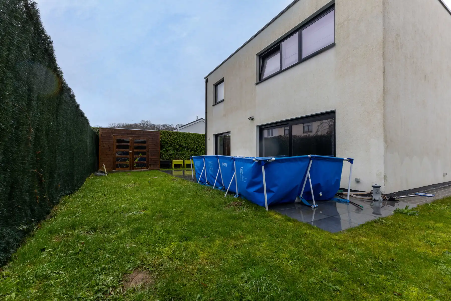 Gerenoveerde en goed onderhouden villa met 4 slaapkamers. foto 26