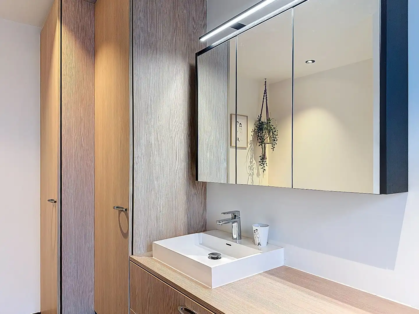 Moderne uitgebouwde woning in centrum Sluis foto 25