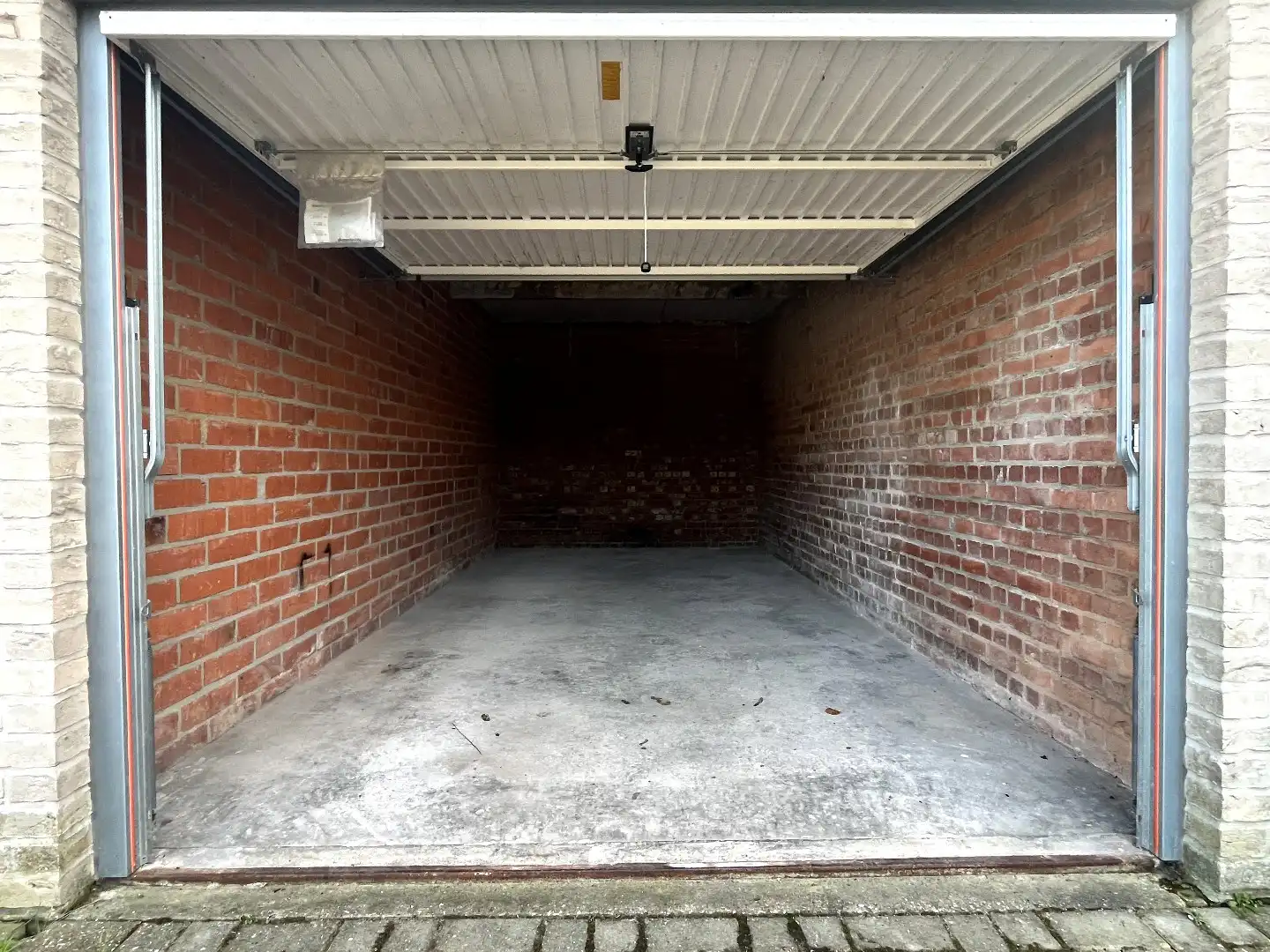 Garagebox in Sint-Andries foto 7