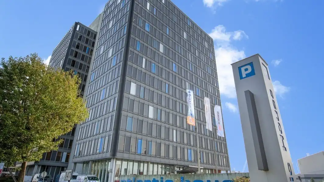 Atlantic House Antwerpen - kantoren te huur foto {{pictureIndex}}