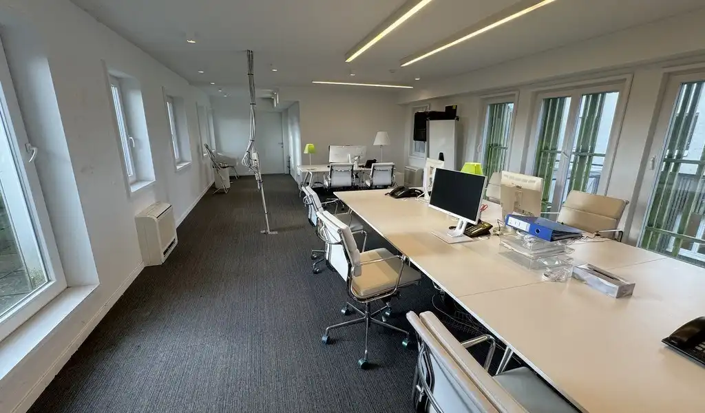 Stijlvol ingerichte kantoren te huur in Sint-Denijs-Westrem foto 3