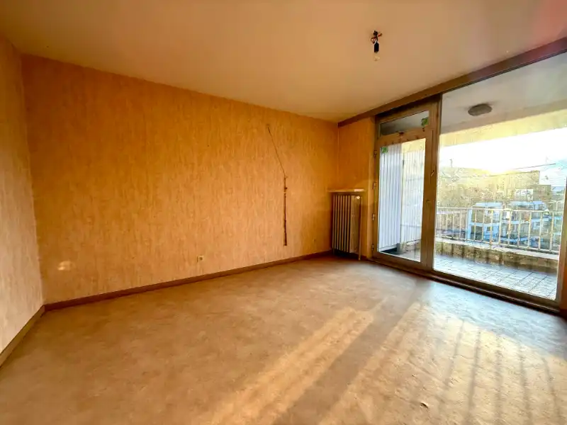 Ruim appartement met 2 slaapkamers en overdekt terrasje foto 5