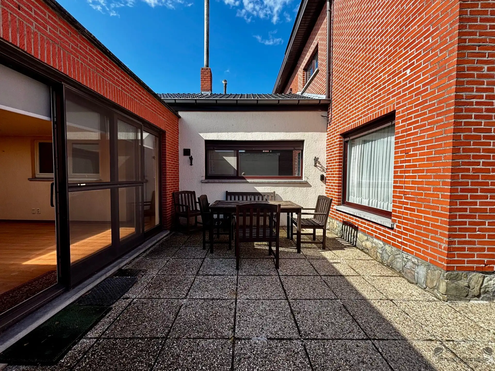 Halfopen bebouwing met 3 slpkmrs & garage foto 7