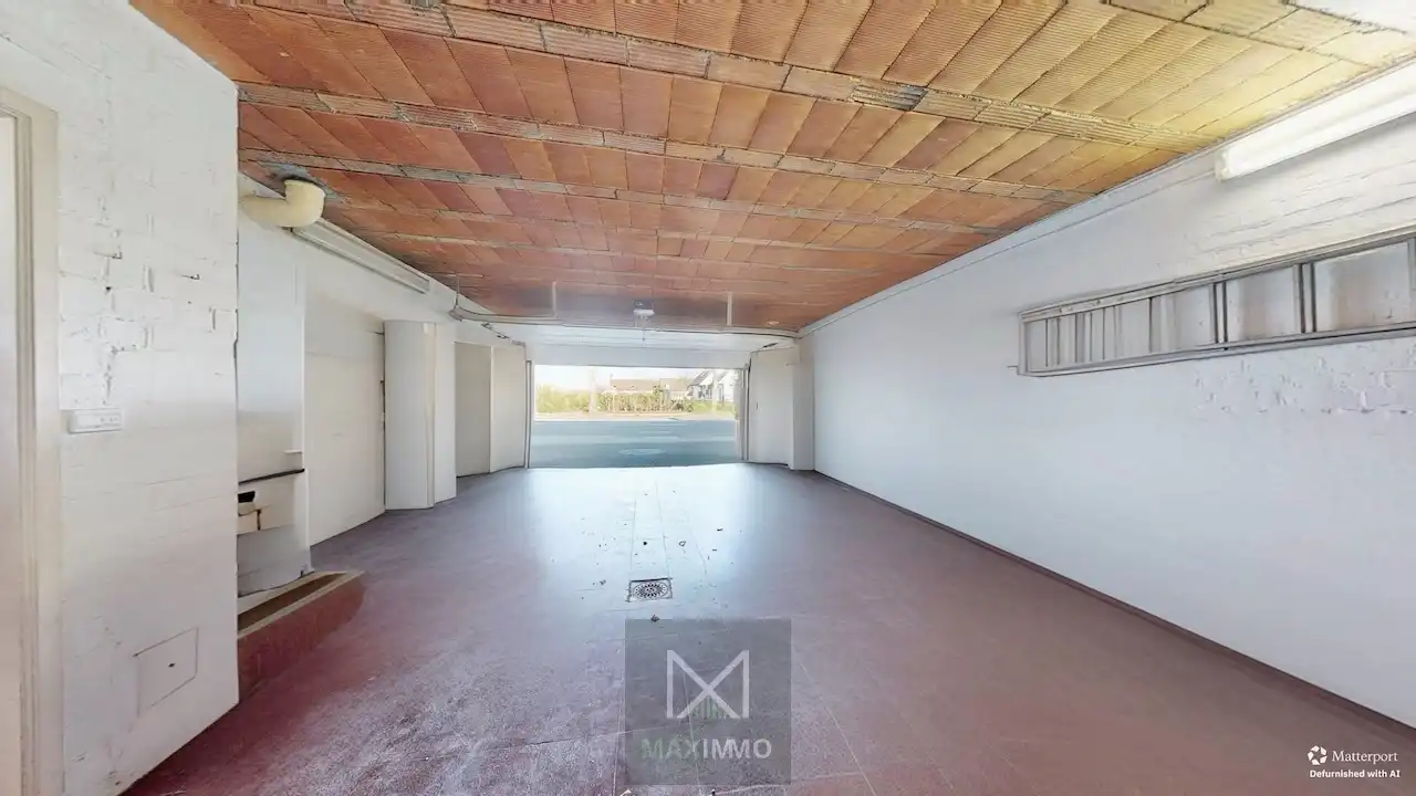 Instapklare halfopen woning met dubbele garage, atelier en ZW-tuin te Rekkem foto 15