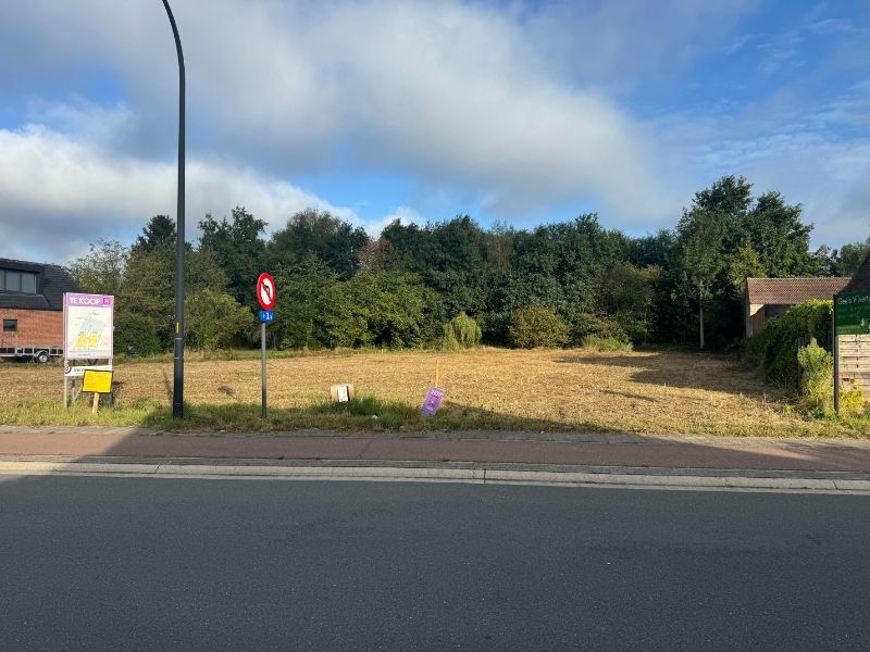 Zuidgerichte bouwgrond OB op topligging, 9a18ca foto {{pictureIndex}}