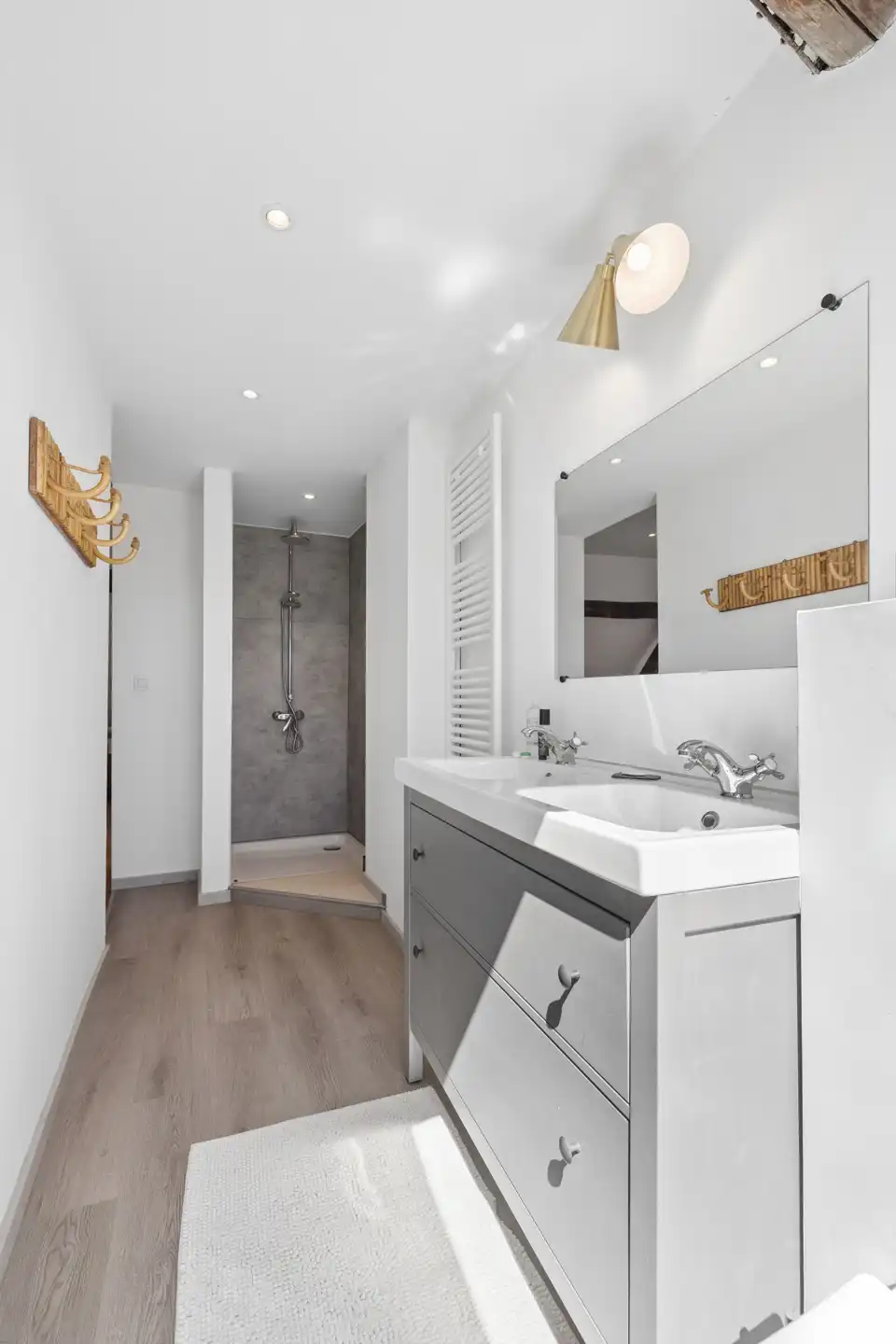 Mooi, volledig gerenoveerd huis - 4 slaapkamers foto 29