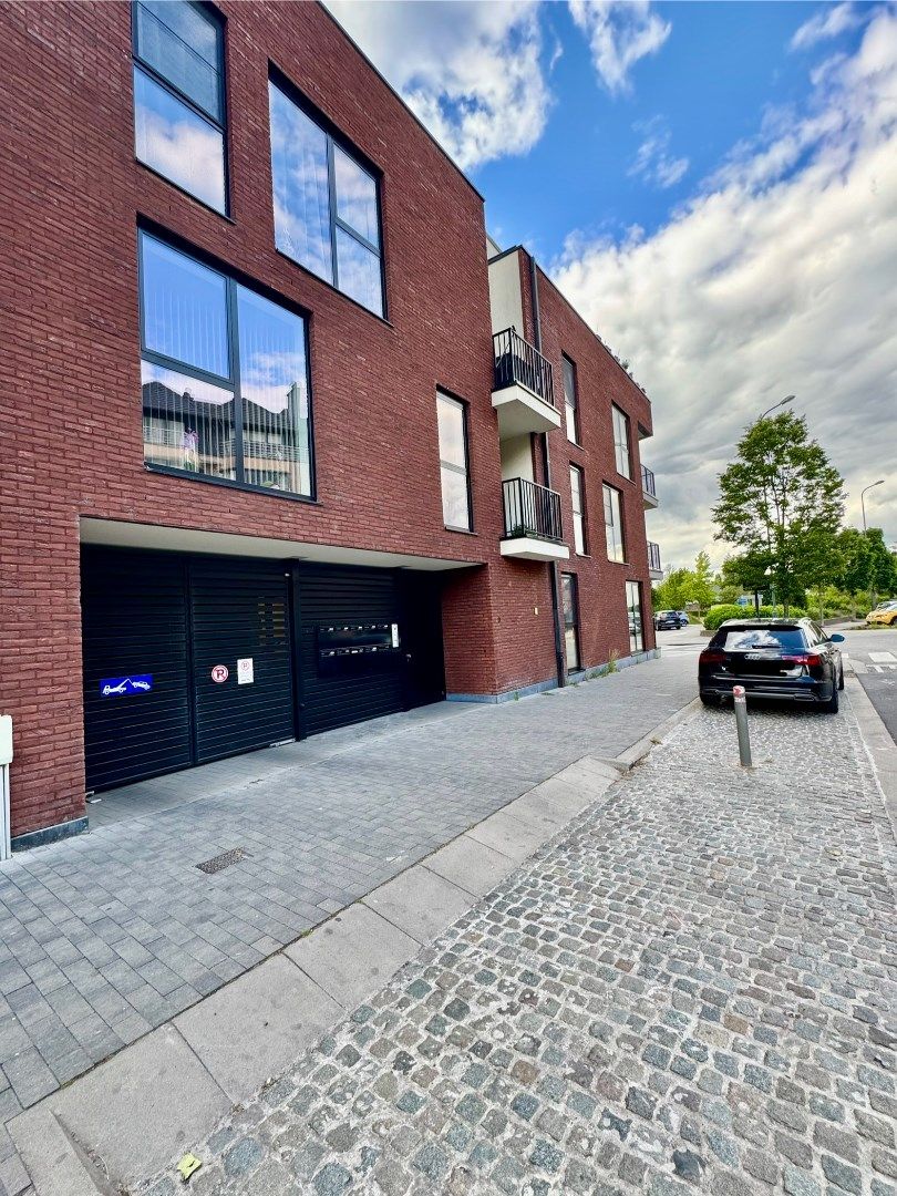()=>{if(producerUpdateValueVersion(node),producerAccessed(node),node.value===ERRORED)throw node.error;return node.value} Mechelsesteenweg 9 -/002 - 1800 Vilvoorde