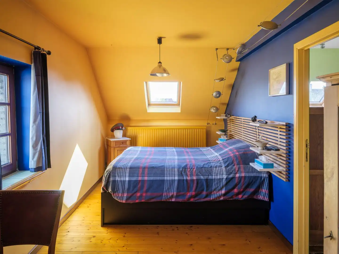 Karaktervolle burgerwoning met stadstuin op het dorpsplein van Zwijnaarde foto 17